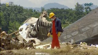 Uçak Kazası Raporu 128 (S15E08)